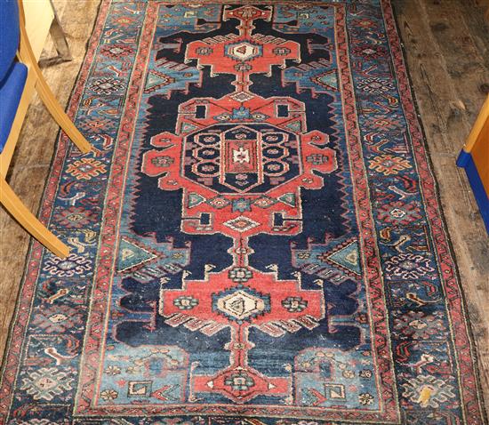 Red & blue Persian woollen rug(-)